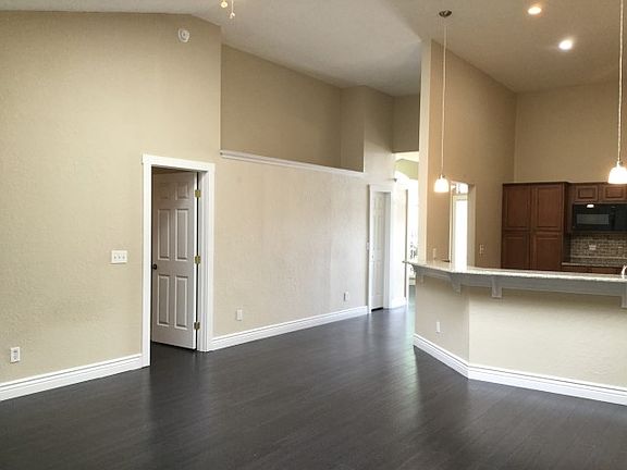 3rd image of 7157 Coral Cove Dr