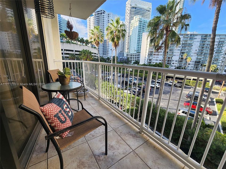 1st image of 1440 Brickell Bay Dr APT 409