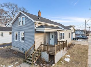 459 W 8th Ave, Oshkosh, WI 54902