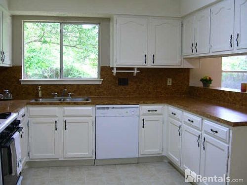 4th image of 3810 Tarragona Ln