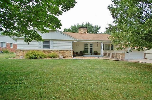 Gorgeous 4BR Walkout Rambler