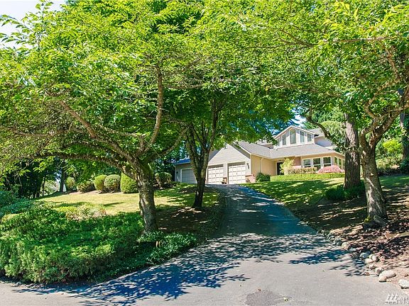 2nd image of 21408 SE 37th St