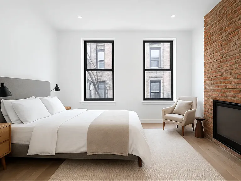 135 W 24th St #6D — Photo 1