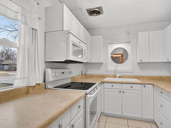 5th image of 719 Parkside Dr
