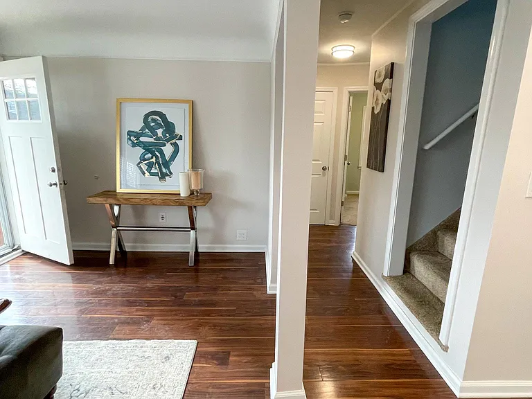 426 Hillcrest Ave — Photo 4