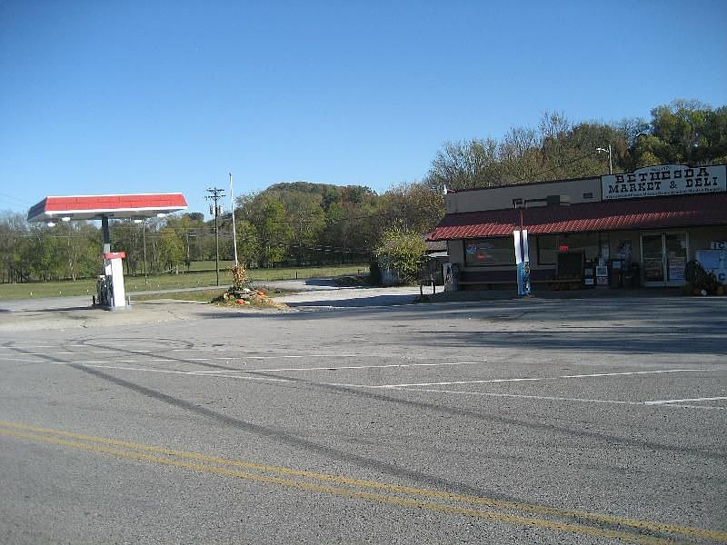 2nd image of 4965 Bethesda Duplex Rd
