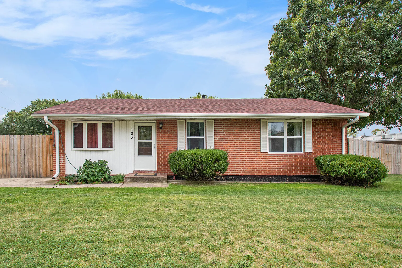 103 Southwind Dr photo 1