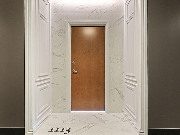 5th image of 250 Spring St Unit 1113