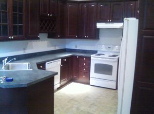 75 N Main St APT 2, Spring City, PA 19475