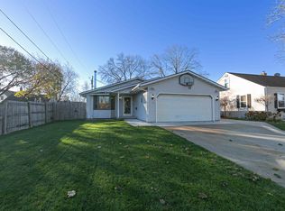 802 Edward St, Neenah, WI 54956