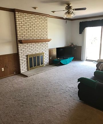 4th image of 18010 Connecticut Ct