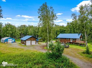 22557 W Willow Fishhook Rd, Willow, AK 99688