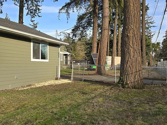 5th image of 6711 150th St SW