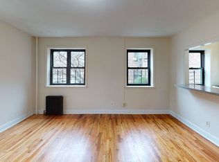 18-15 21st Ave #2B, Astoria, NY 11105