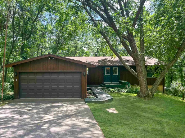 3-415R White Tail Cir, Lanark, IL 61046