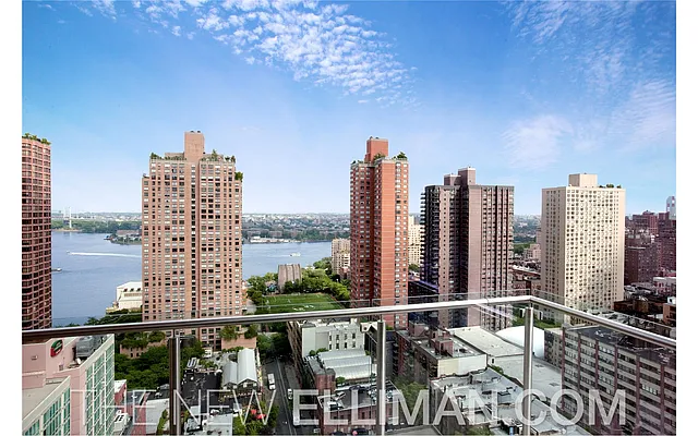 Sold by Douglas Elliman | media 16