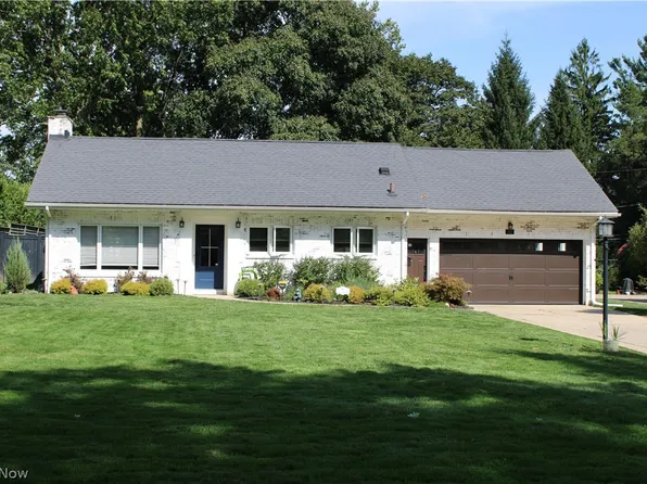 851 Mentor Rd, Akron, OH 44303