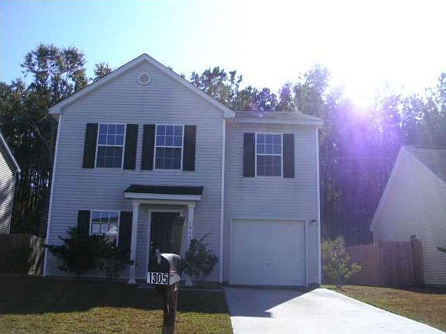 2nd image of 1305 Bradley Daniel Blvd