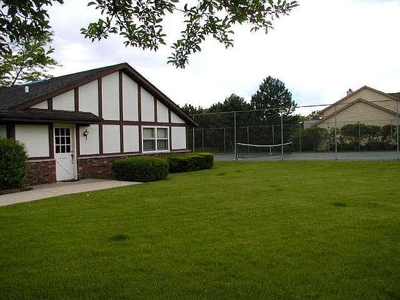 4th image of 10635 N Ivy Ct Unit 75