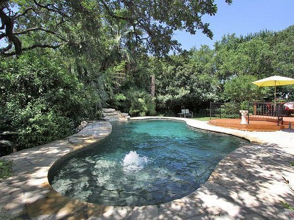 2nd image of 1210 Calcutta Ln