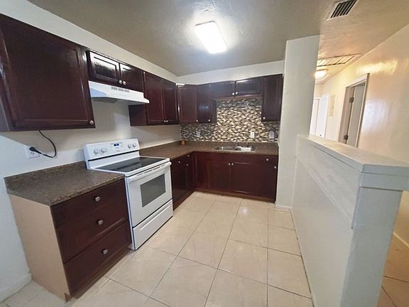 5th image of 7715 Prato Ave