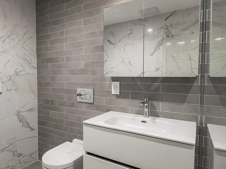 64 2nd Ave #Penthouse 3 — Photo 14