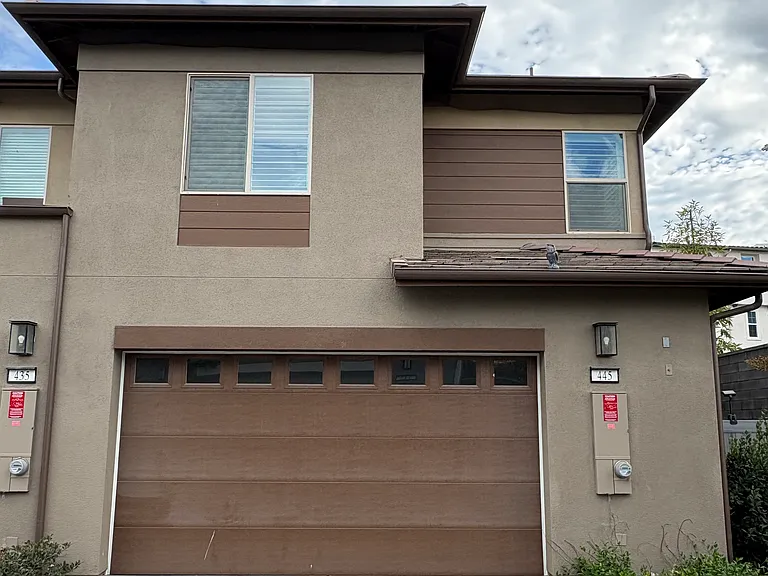 445 Hazel Dr — Photo 3