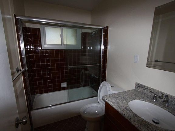 5th image of 2035 Sterling Ave