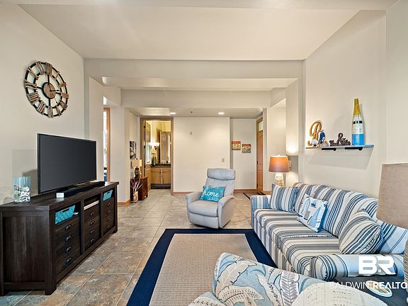 3rd image of 1430 Regency Rd Unit D204