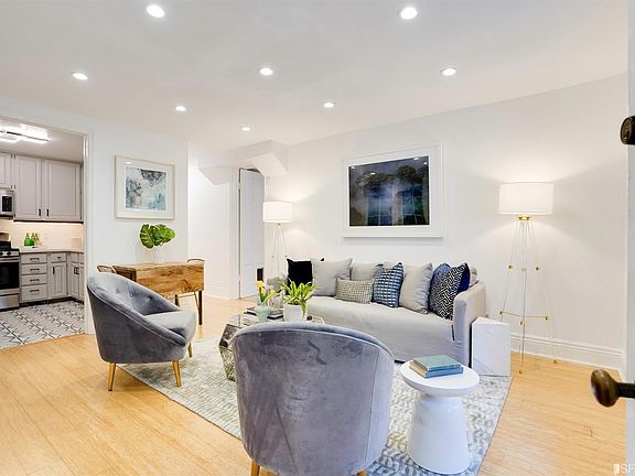 4th image of 245A Collingwood St #A