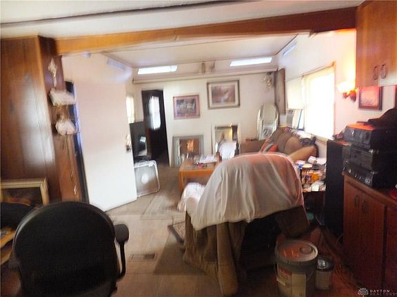 5th image of 88 Palace Dr