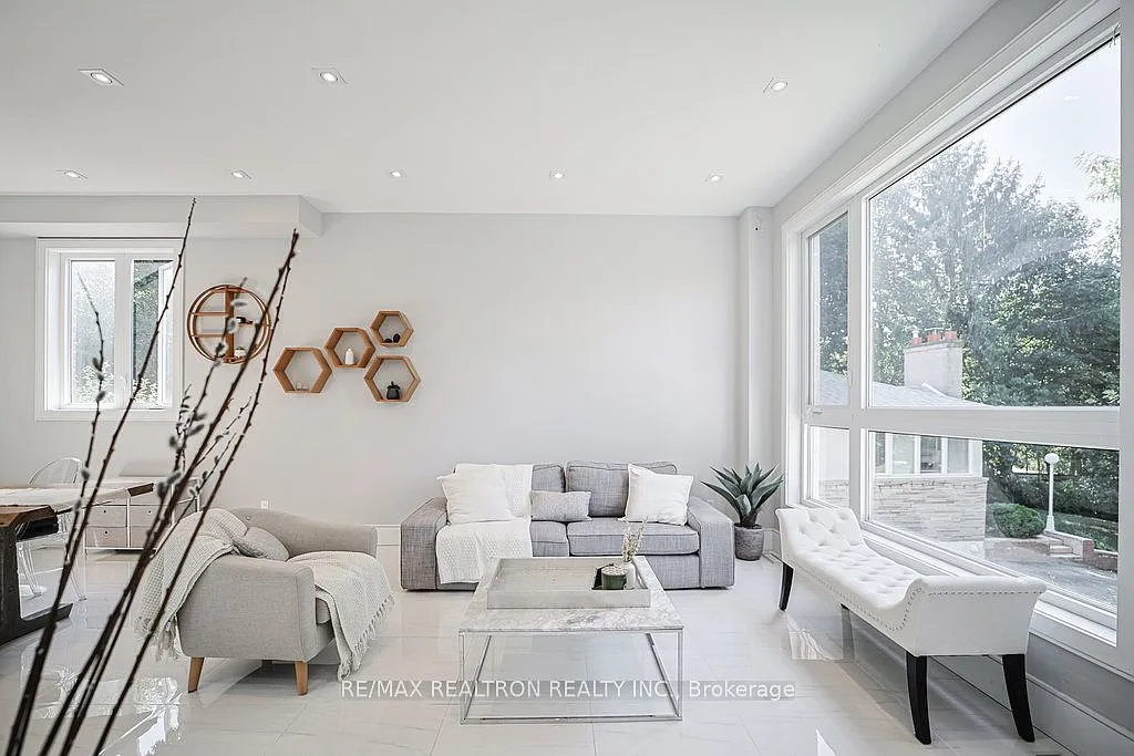 4 bed, $6,100 — Photo 3