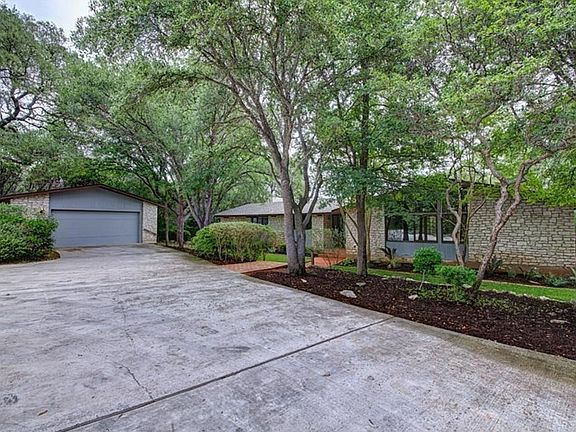 4th image of 1101 Crystal Creek Dr