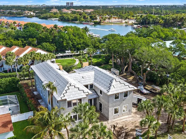 2267 Windsor Road, Palm Beach Gardens, FL 33410