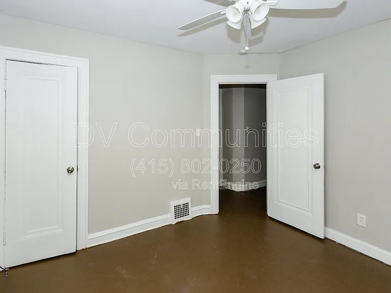 3579 Riedham Rd #UP — Photo 11