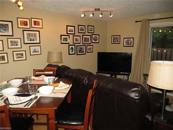 4th image of 2928 Heatherwood Ct