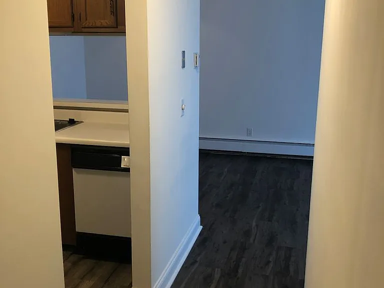 6018 8th Ave — Photo 21