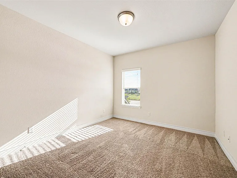 2310 Falcon Brook Dr — Photo 19