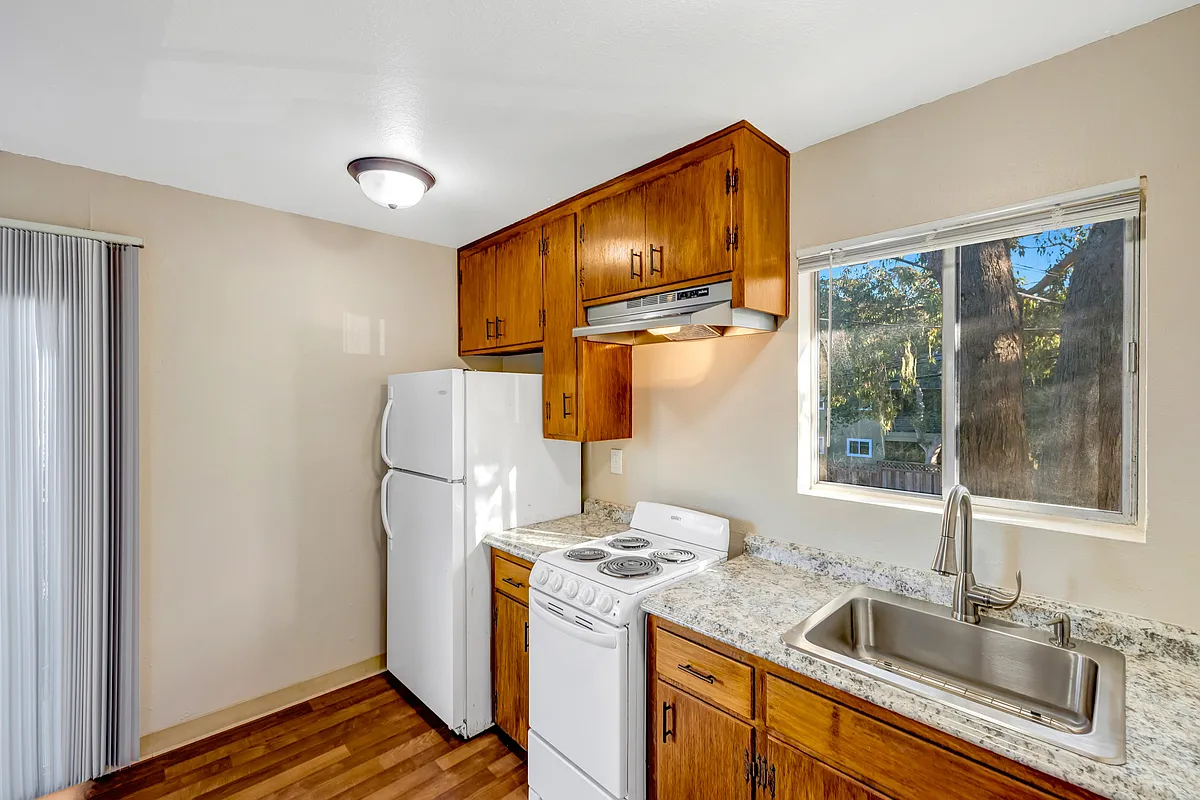 Building Photo - The Garden Apartments
