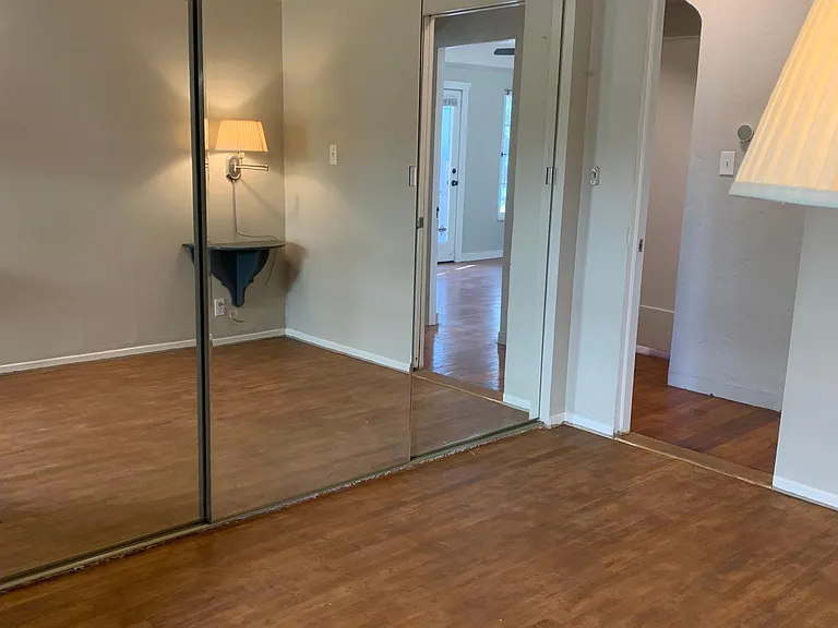 3275 Brockton Ave — Photo 17
