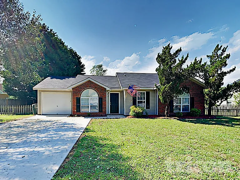 4626 Falcon Chase Dr SW — Photo 2