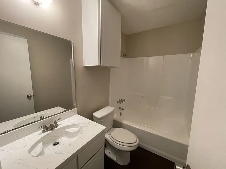 2508 Lido Ln — Photo 10