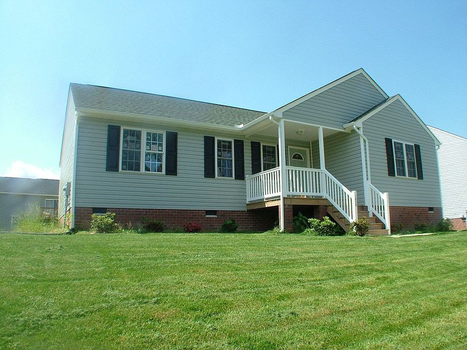 1st image of 1650 Dinwiddie Ct