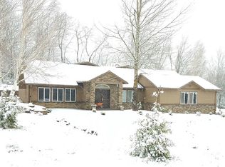 990 NE Littlepage Rd, Corbett, OR 97019