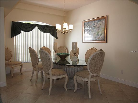 5th image of 2219 Kingsmill Way