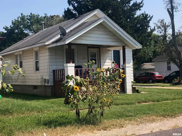 417 Monson St, East Peoria, IL 61611
