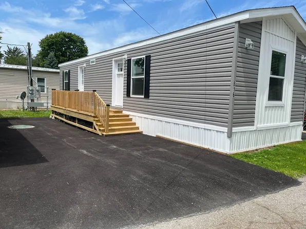 9151 Mentor Ave #B-16, Mentor, OH 44060