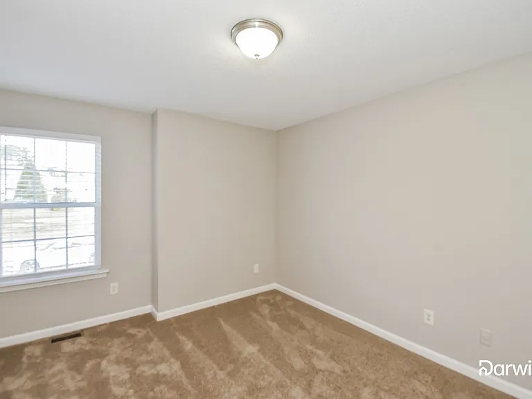 411 Ridgewood Dr — Photo 11
