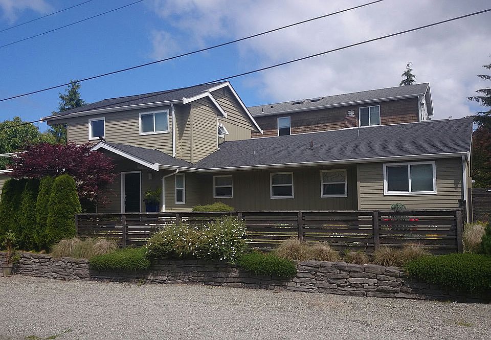 2nd image of 2700 NW 88th St