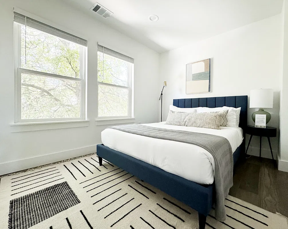 4 bed, 2154 sqft, $1,050 — Photo 3